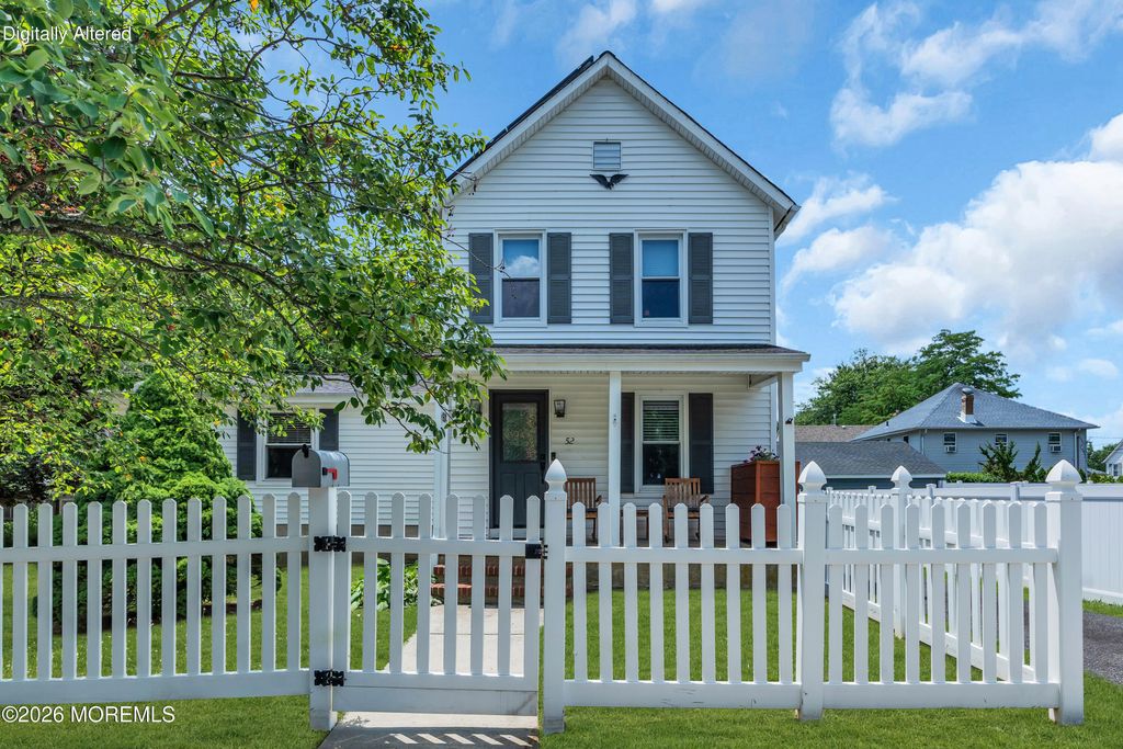 52 Bannard Street, Freehold, NJ 07728