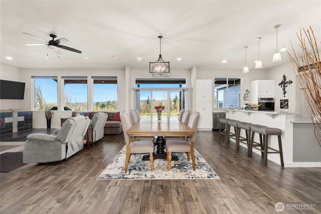 249 Burnt Ridge Road, Onalaska, WA 98570