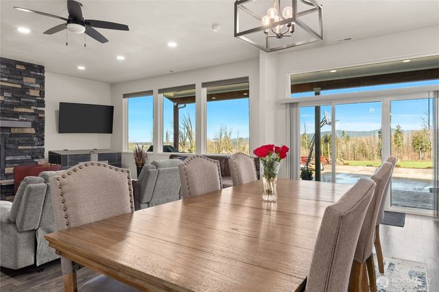 249 Burnt Ridge Road, Onalaska, WA 98570