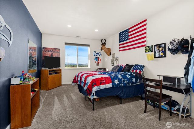 249 Burnt Ridge Road, Onalaska, WA 98570