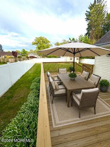 27 Runyon Avenue, Freehold, NJ 07728