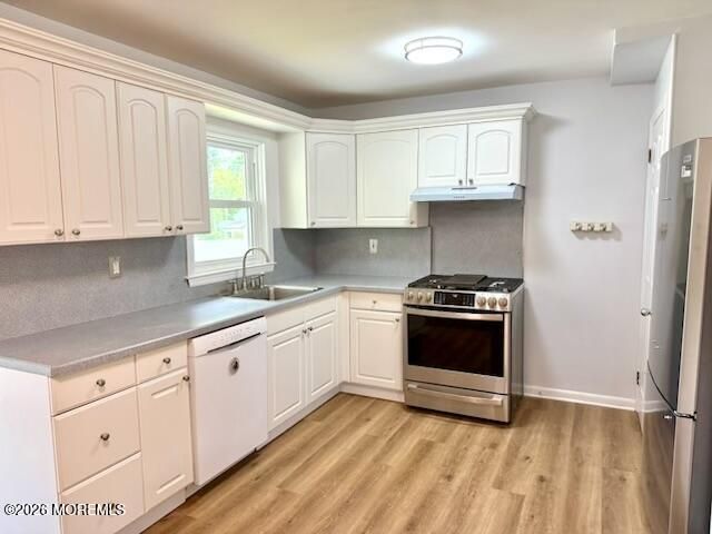 27 Runyon Avenue, Freehold, NJ 07728