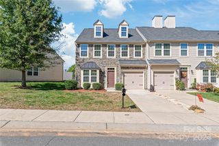 9510 Birkwood Court, Charlotte, NC 28278