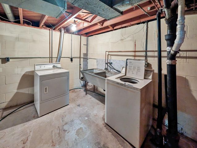 2940 115th Avenue NW, Coon Rapids, MN 55433