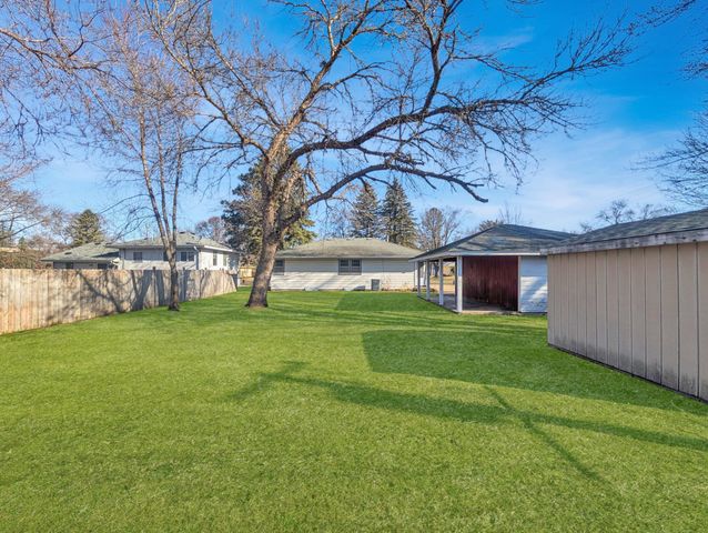 2940 115th Avenue NW, Coon Rapids, MN 55433