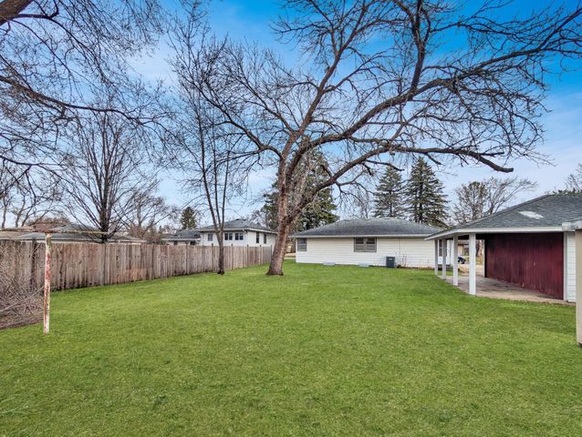 2940 115th Avenue NW, Coon Rapids, MN 55433