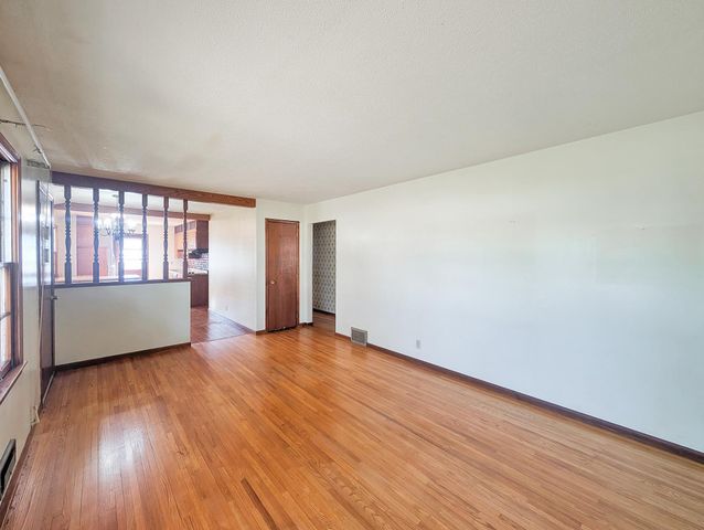 2940 115th Avenue NW, Coon Rapids, MN 55433