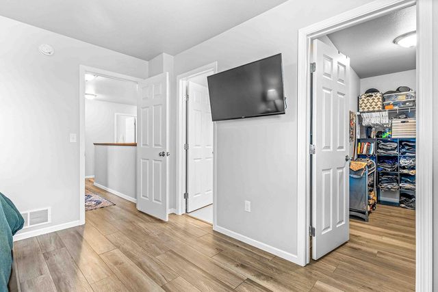 2420 Harbor Lane, West Fargo, ND 58078
