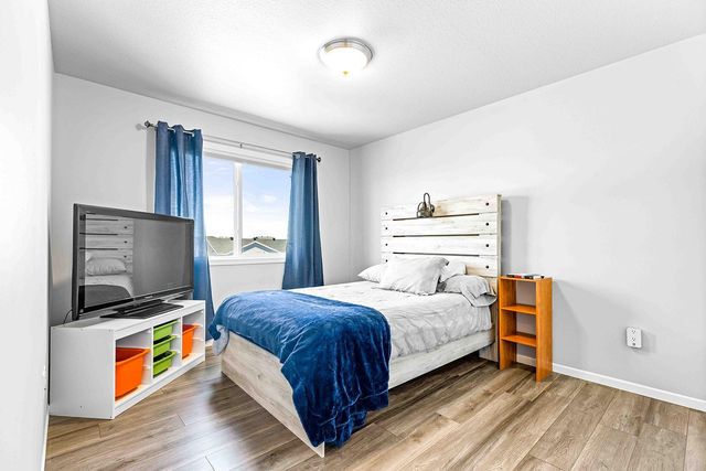 2420 Harbor Lane, West Fargo, ND 58078
