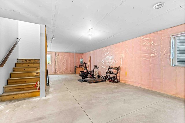 2420 Harbor Lane, West Fargo, ND 58078