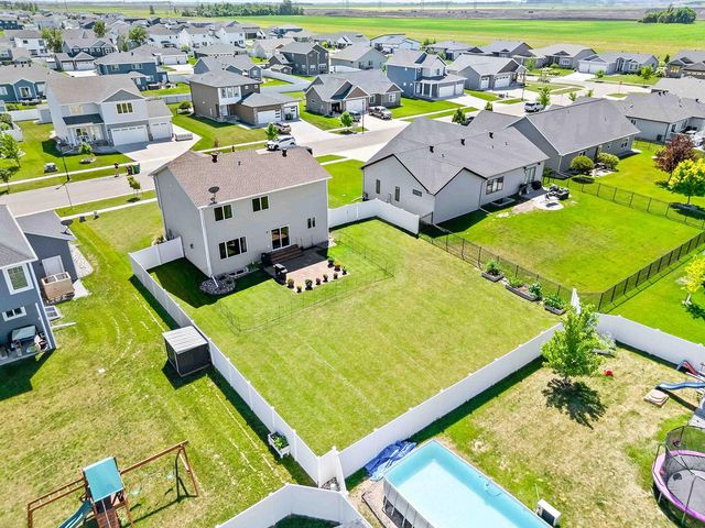 2420 Harbor Lane, West Fargo, ND 58078