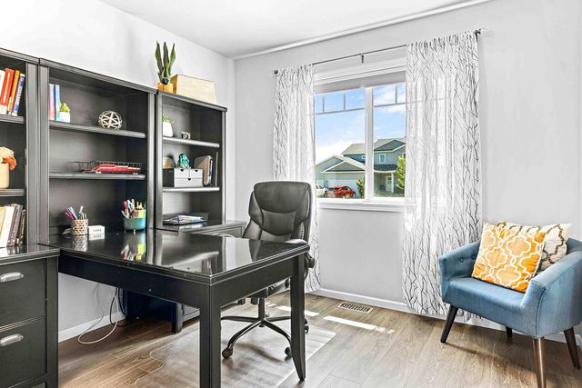 2420 Harbor Lane, West Fargo, ND 58078