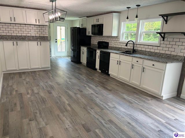 146 Corvin Lane, Elizabethtown, KY 42701