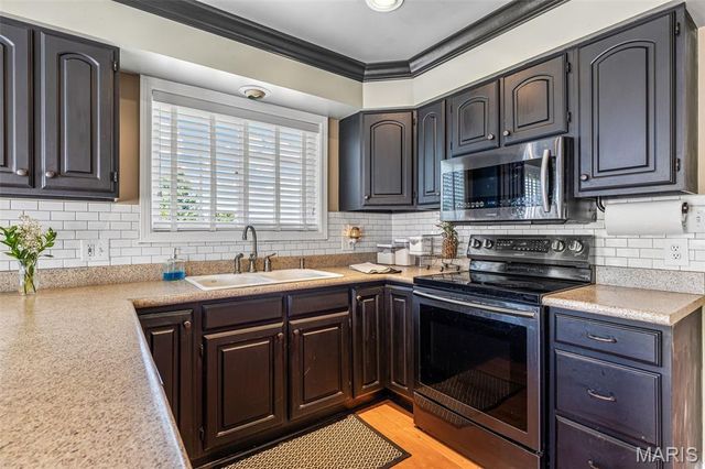 210 Buzzard Rock Road, Farmington, MO 63640