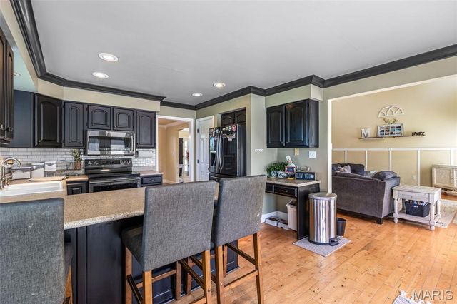 210 Buzzard Rock Road, Farmington, MO 63640
