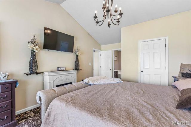 210 Buzzard Rock Road, Farmington, MO 63640