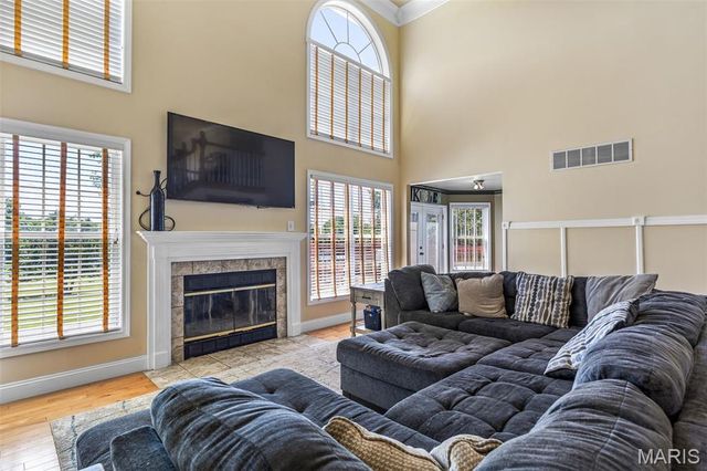 210 Buzzard Rock Road, Farmington, MO 63640