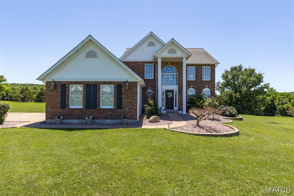 210 Buzzard Rock Road, Farmington, MO 63640
