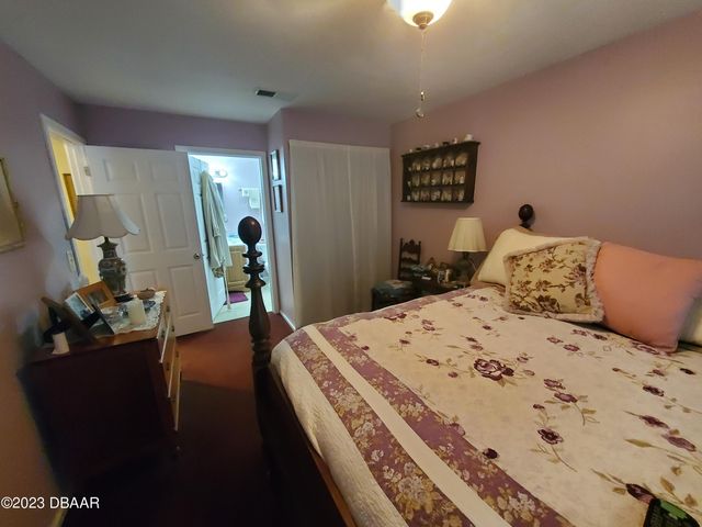 417 Banana Cay Dr Apt D, South Daytona, FL 32119