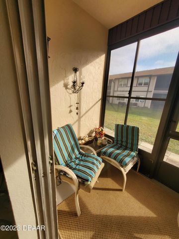 417 Banana Cay Dr Apt D, South Daytona, FL 32119