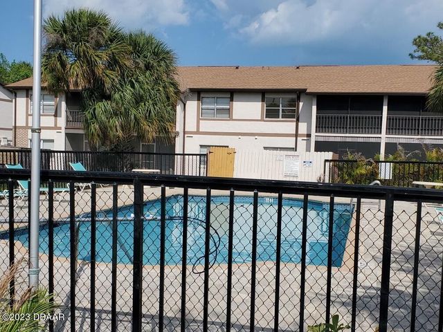 417 Banana Cay Dr Apt D, South Daytona, FL 32119