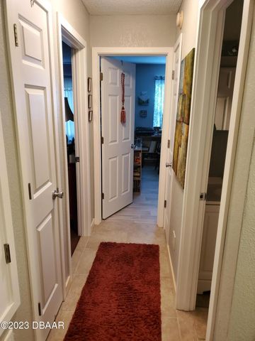417 Banana Cay Dr Apt D, South Daytona, FL 32119