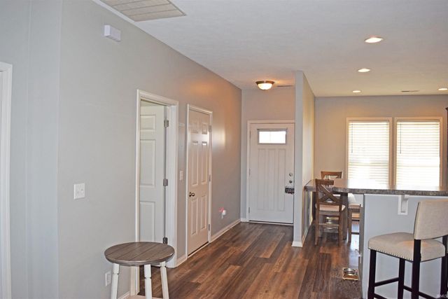 3030 Capstone Court, Newburgh, IN 47630