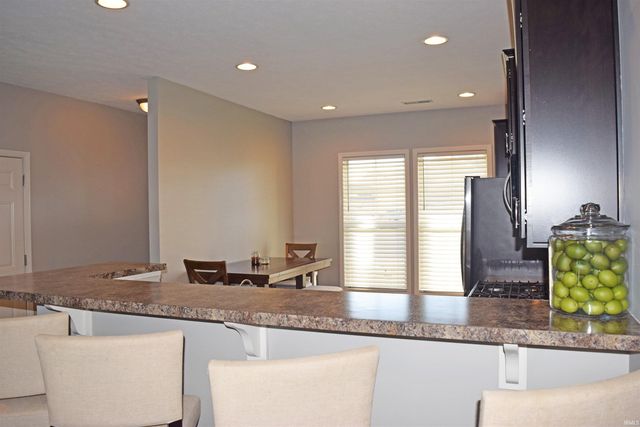 3030 Capstone Court, Newburgh, IN 47630