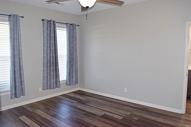 3030 Capstone Court, Newburgh, IN 47630