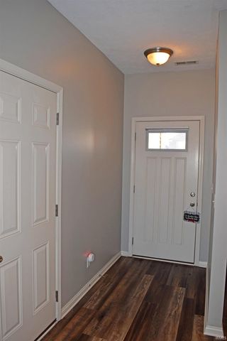 3030 Capstone Court, Newburgh, IN 47630