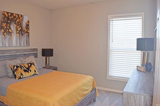 3030 Capstone Court, Newburgh, IN 47630