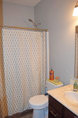 3030 Capstone Court, Newburgh, IN 47630