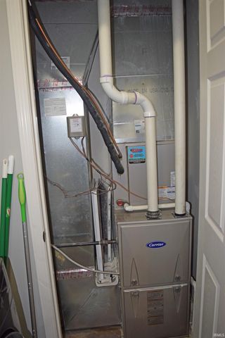 3030 Capstone Court, Newburgh, IN 47630