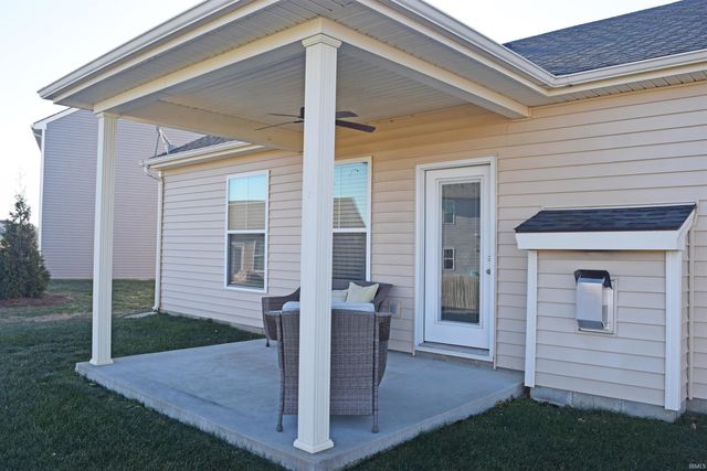 3030 Capstone Court, Newburgh, IN 47630