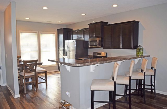 3030 Capstone Court, Newburgh, IN 47630