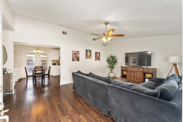 4321 NW 20TH STREET, Gainesville, FL 32605