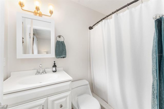 4321 NW 20TH STREET, Gainesville, FL 32605