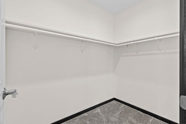 206 Endeavor Avenue, Urbana, IA 52345