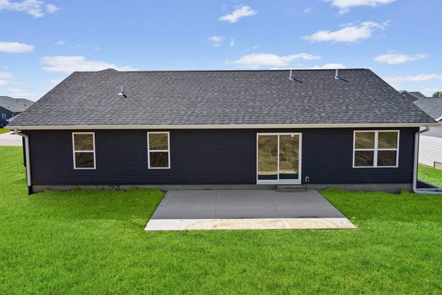 206 Endeavor Avenue, Urbana, IA 52345