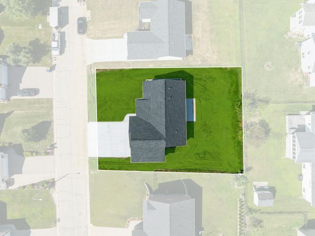 206 Endeavor Avenue, Urbana, IA 52345