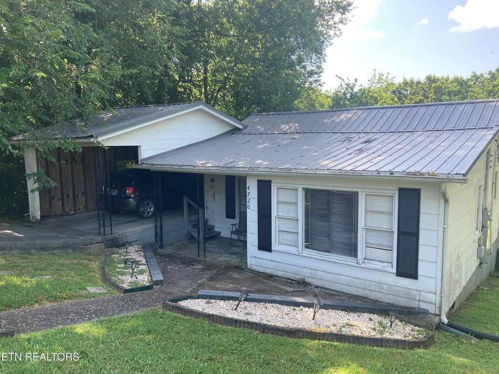 4720 Griffith Drive, Knoxville, TN 37914