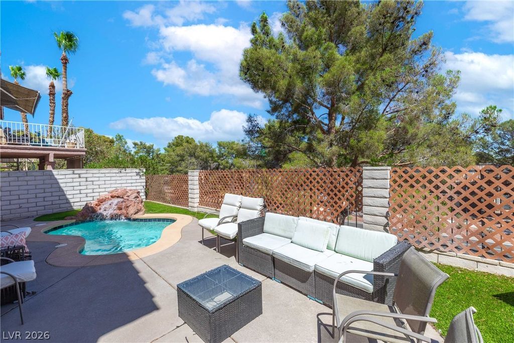 3056 Yankee Clipper Drive, Las Vegas, NV 89117 — photo 4