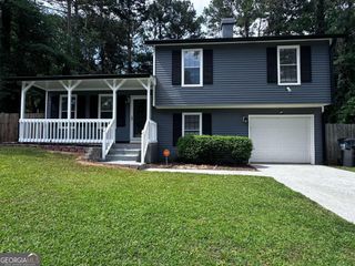 4013 Mckinley Drive, Snellville, GA 30039