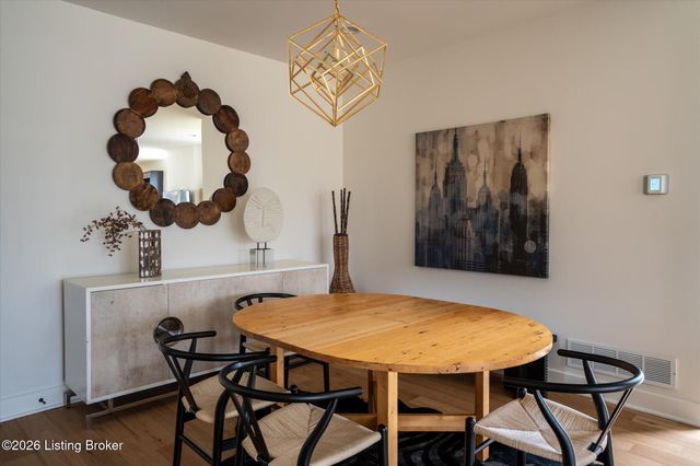 2803 Rivers Edge Rd, Louisville, KY 40222