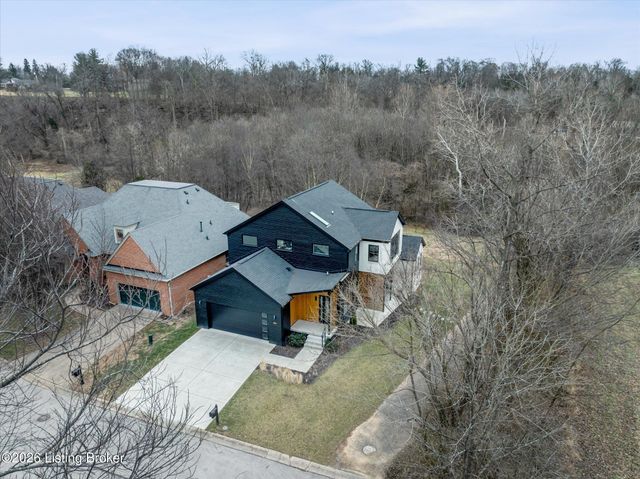 2803 Rivers Edge Rd, Louisville, KY 40222