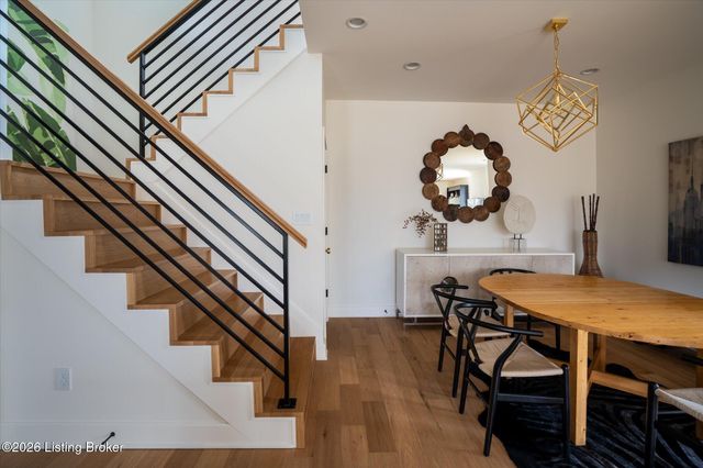 2803 Rivers Edge Rd, Louisville, KY 40222