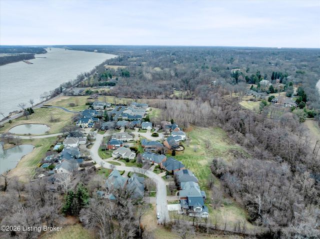 2803 Rivers Edge Rd, Louisville, KY 40222