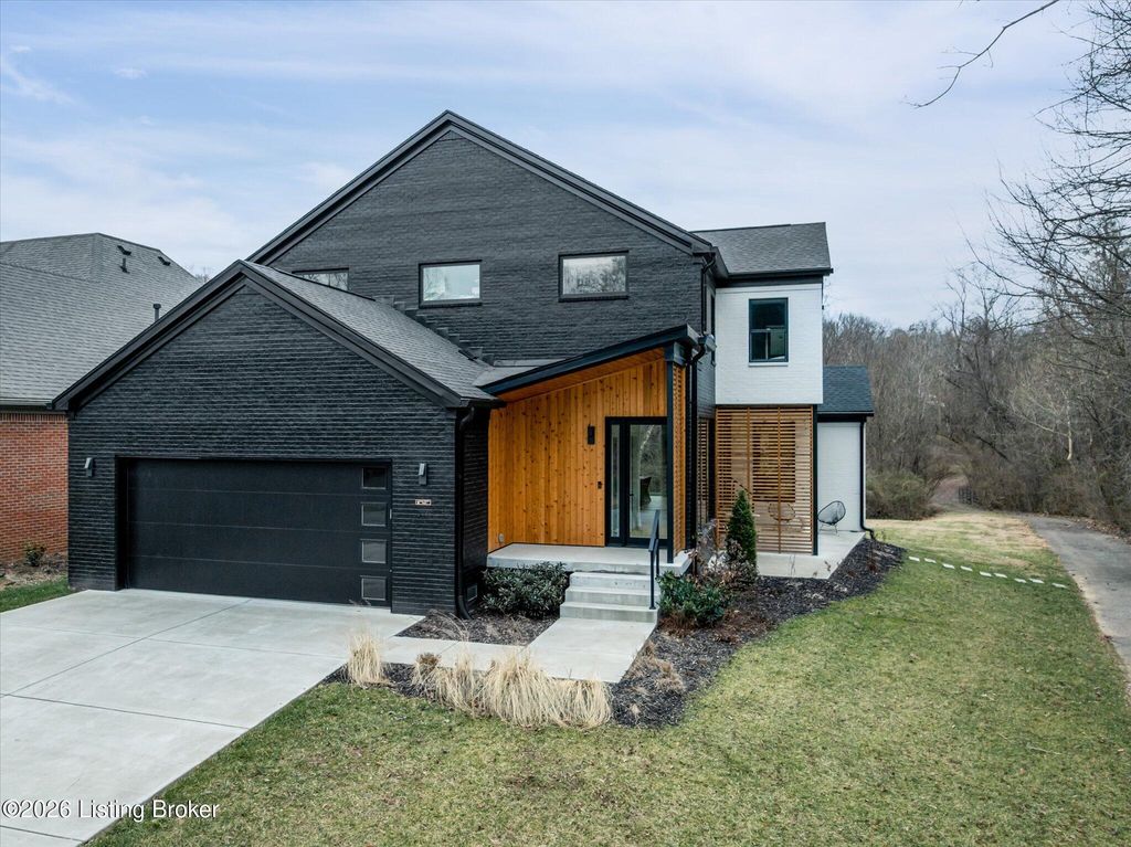 2803 Rivers Edge Rd, Louisville, KY 40222