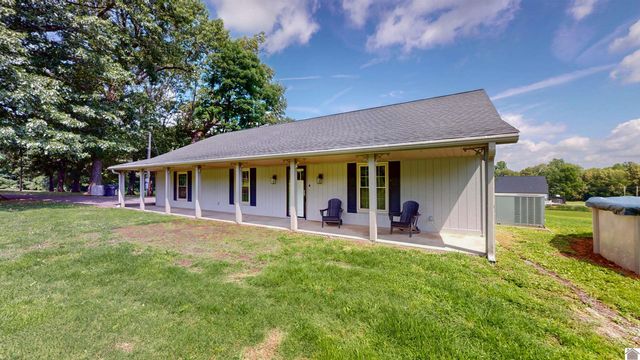 8180 Old Lovelaceville Rd, Paducah, KY 42001