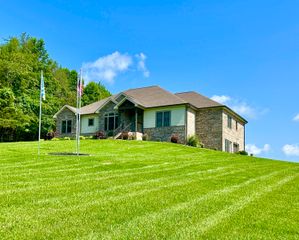 218 Gladstone Wesley Road, Science Hill, KY 42553